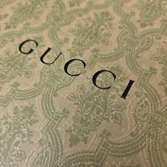 Authentic Gucci Empty Green Embossed Magnetic Box 14.5" L x 11" W x 4.75" H - Picture 2 of 16